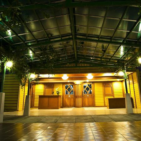 Zaza Hotel Samut Prakan Exterior foto