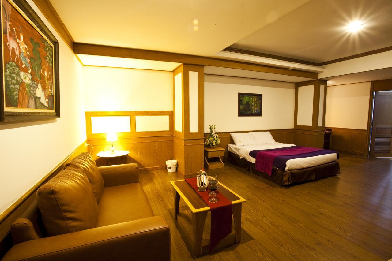 Zaza Hotel Samut Prakan Habitación foto